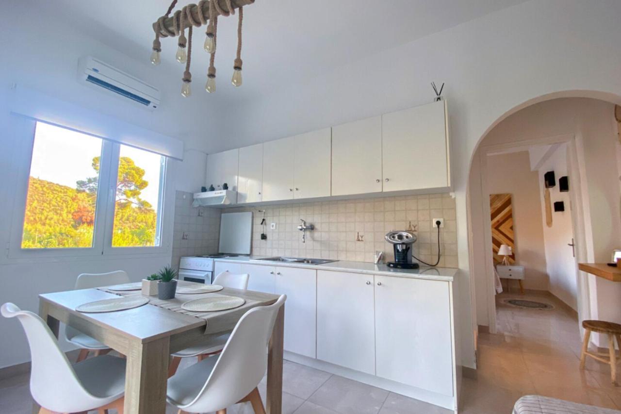 Summer Feel Suites Порос Экстерьер фото